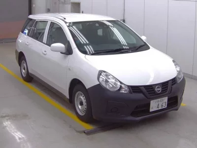 Nissan AD