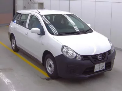 Nissan AD