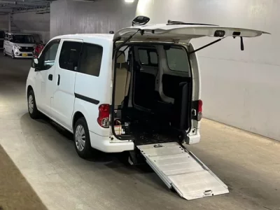 Nissan NV200