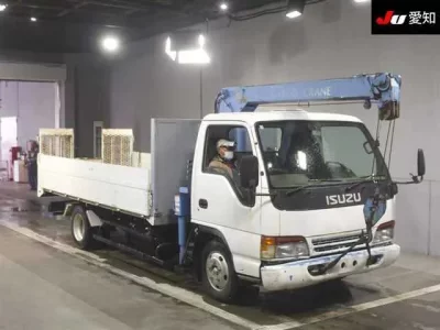 Isuzu ELF