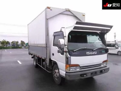 Isuzu ELF