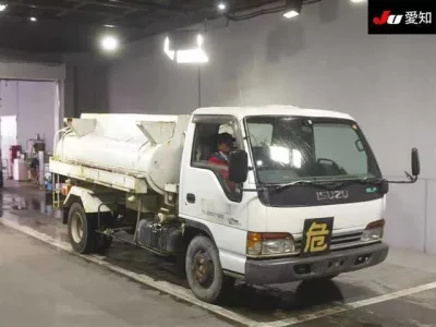 Isuzu TRUCK