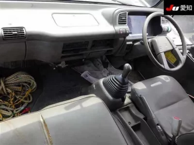 Isuzu JUSTON