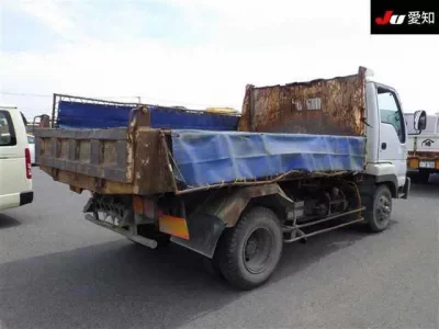 Isuzu JUSTON