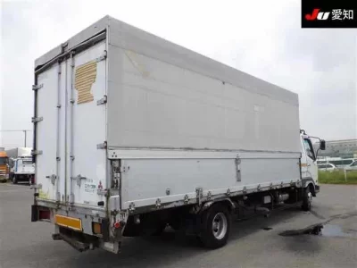 Mitsubishi FUSO FIGHTER