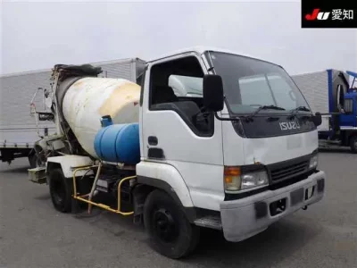 Isuzu JUSTON