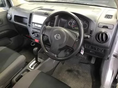 Nissan AD