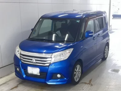 Mitsubishi DELICA D2