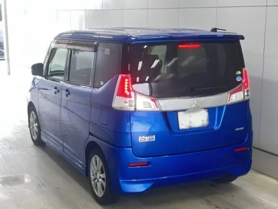 Mitsubishi DELICA D2