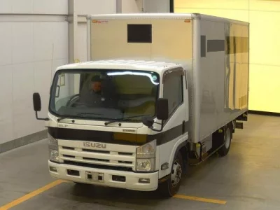 Isuzu ELF
