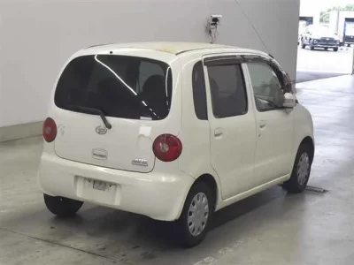 Daihatsu MOVE LATTE