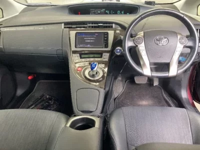 Toyota PRIUS PHV
