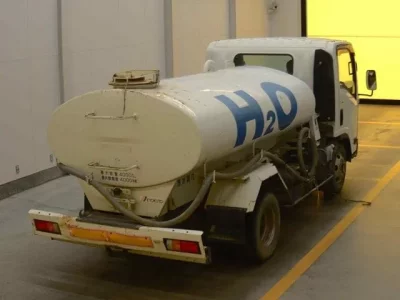 Isuzu ELF