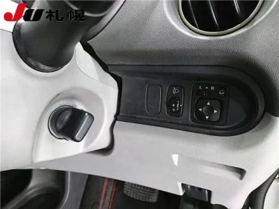 Mitsubishi I