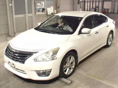Nissan TEANA