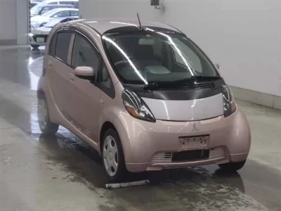 Mitsubishi I