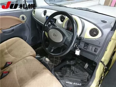 Daihatsu MOVE LATTE