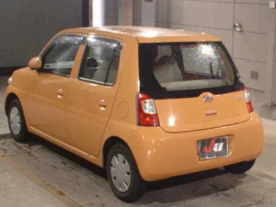 Daihatsu Esse