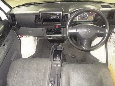 Nissan CLIPPER VAN