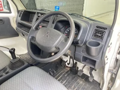 Mitsubishi MINICAB TRUCK