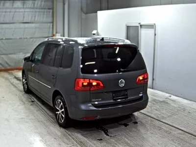Volkswagen GOLF TOURAN