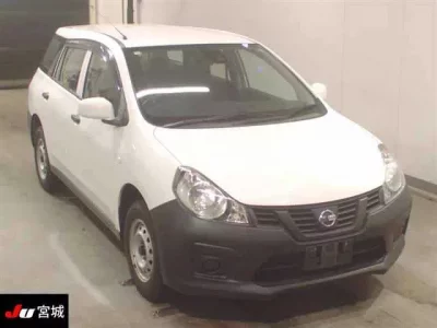 Nissan AD