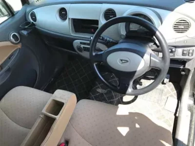 Daihatsu MOVE LATTE