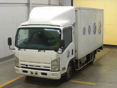 Isuzu ELF