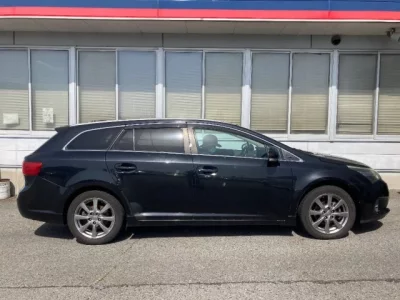 Toyota AVENSIS WAGON