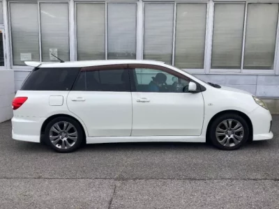 Nissan WINGROAD