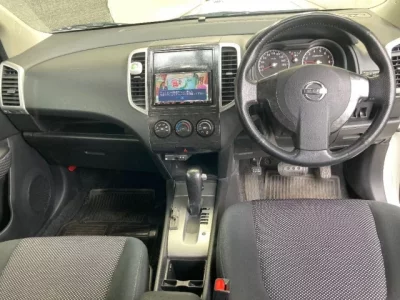 Nissan WINGROAD
