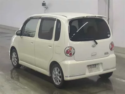 Daihatsu MOVE LATTE