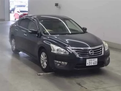 Nissan TEANA