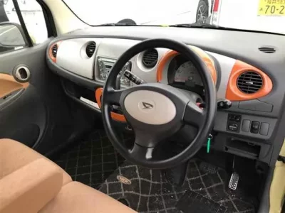 Daihatsu MOVE LATTE