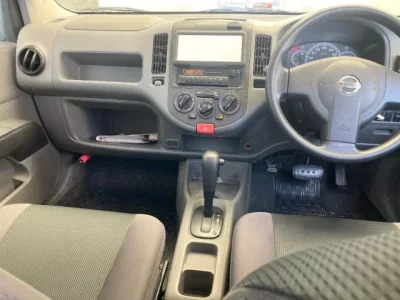 Nissan AD
