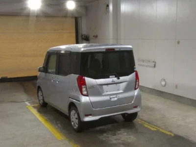Mitsubishi EK SPACE