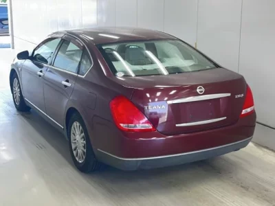 Nissan TEANA