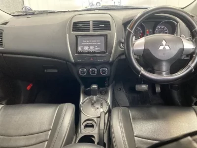 Mitsubishi RVR