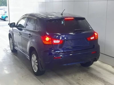 Mitsubishi RVR
