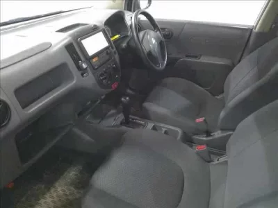 Nissan AD