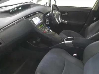 Toyota PRIUS PHV