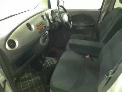 Daihatsu MOVE LATTE