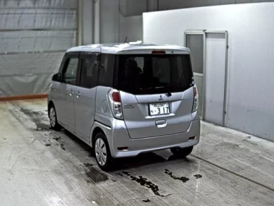 Mitsubishi EK SPACE