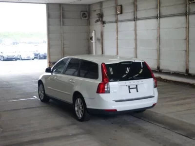 Volvo V50