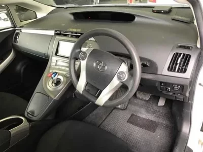 Toyota PRIUS PHV