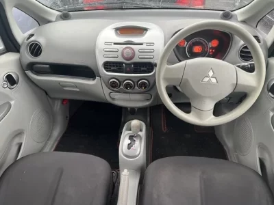 Mitsubishi I