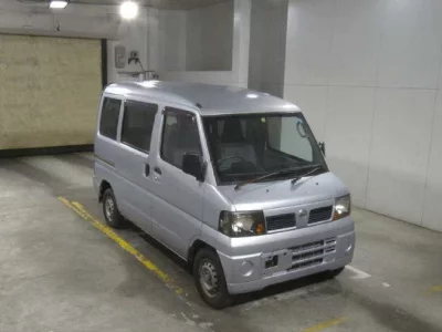 Nissan CLIPPER VAN