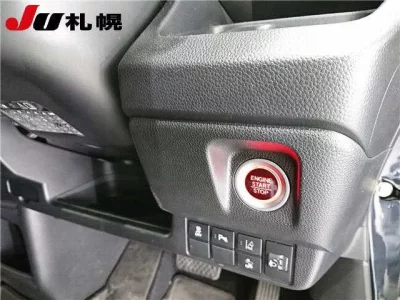 Honda N WGN