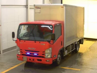 Isuzu ELF