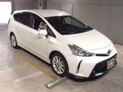 Toyota PRIUS ALPHA